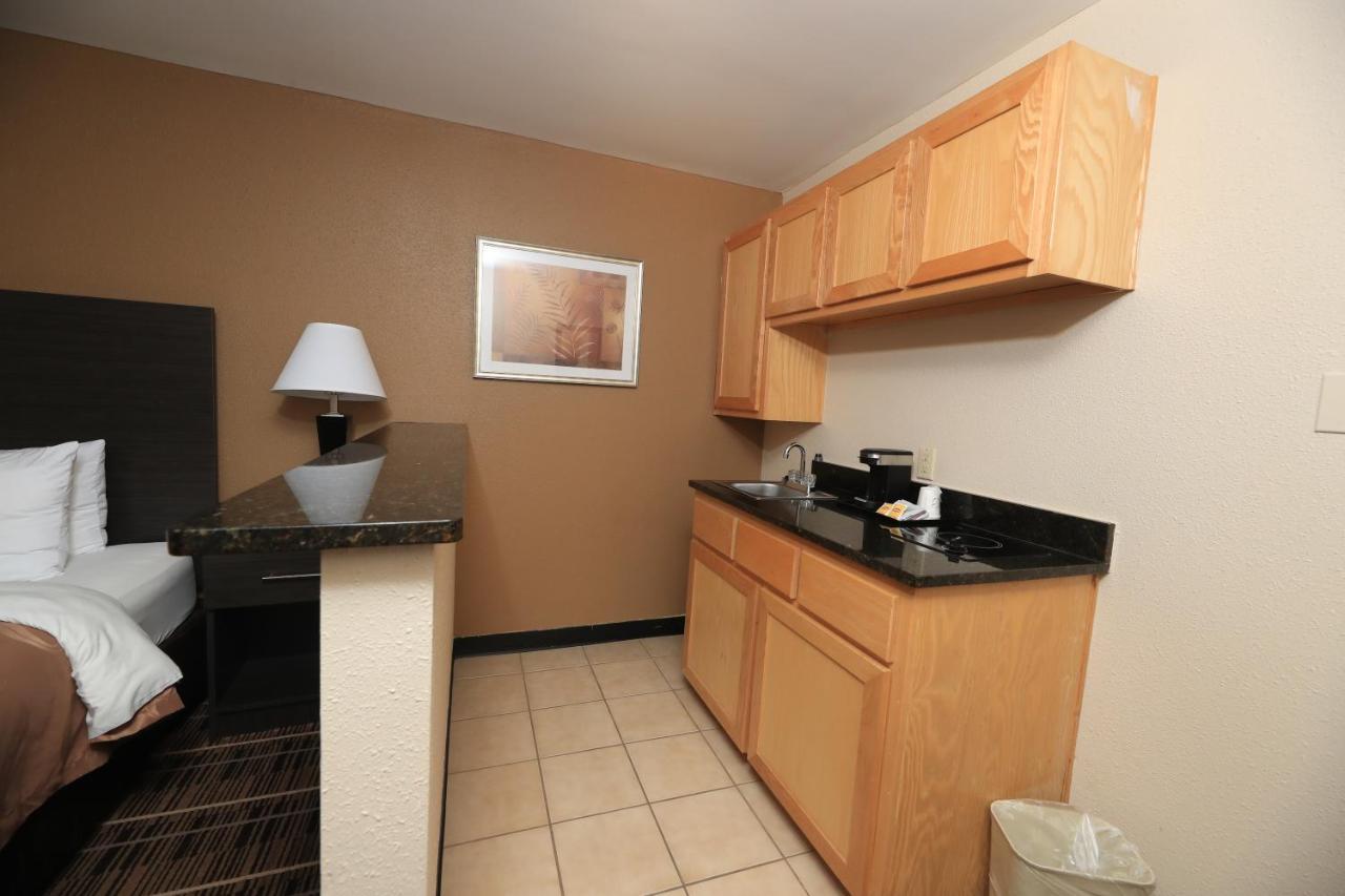 Quality Inn Dfw Airport North - Irving Exterior foto